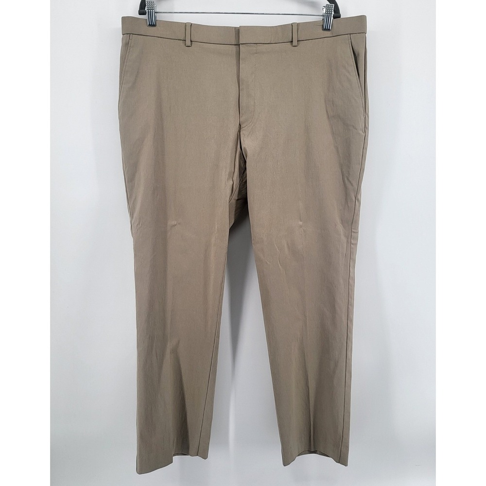 Tommy Hilfiger TH Flex Mens 40x30 Tan TATE Dress Pants Stretch Wrinkle Resistant